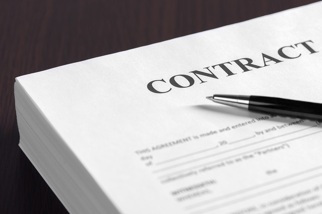 What Should Your Freelancing Contract Cover to Protect You? What Should Your Freelancing Contract Cover to Protect You